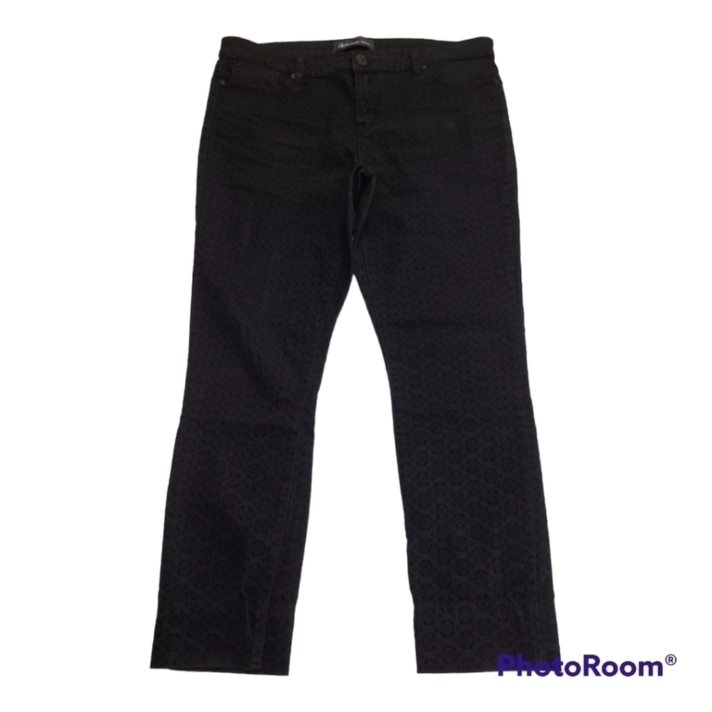 Reitman's black brocade print straight leg jeans size 13